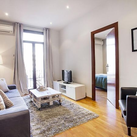 Apartments Barcelona & Home Deco Viladomat ภายนอก รูปภาพ